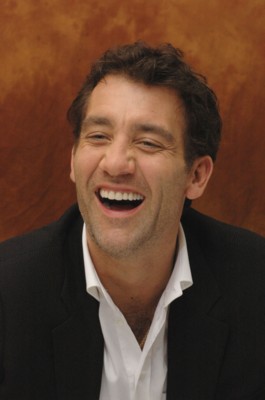 Clive Owen magic mug #G199467