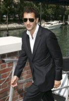 Clive Owen Sweatshirt #1458549