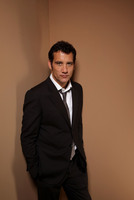 Clive Owen Tank Top #2189084