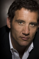 Clive Owen Tank Top #2195938