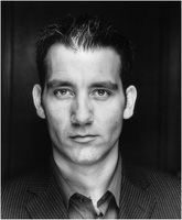 Clive Owen Sweatshirt #2213510