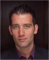 Clive Owen Sweatshirt #2213514