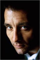 Clive Owen hoodie #2213517