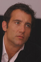 Clive Owen t-shirt #2219445