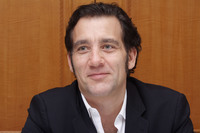 Clive Owen Sweatshirt #2223501