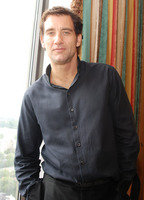 Clive Owen t-shirt #2234643