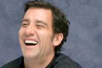 Clive Owen Sweatshirt #2284616