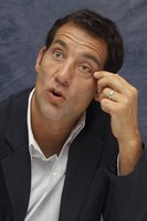Clive Owen Sweatshirt #2284674