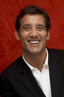 Clive Owen hoodie #2284682