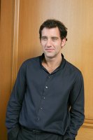 Clive Owen t-shirt #2284745