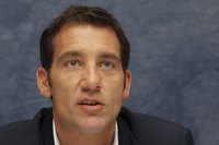 Clive Owen hoodie #2284777