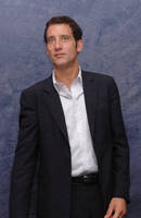 Clive Owen t-shirt #2284796