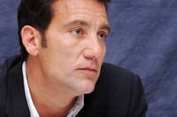 Clive Owen hoodie #2284799