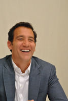 Clive Owen t-shirt #2489240