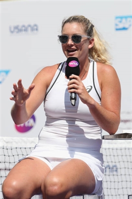 CoCo Vandeweghe mug