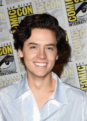 Cole Sprouse puzzle 3717561