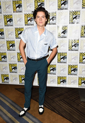 Cole Sprouse Poster 3717582