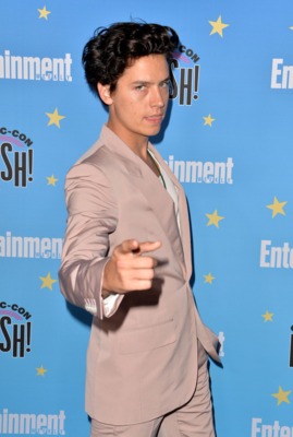 Cole Sprouse Poster 3889922