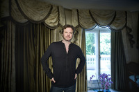 Colin Firth Sweatshirt #2122077