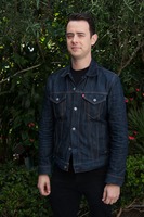 Colin Hanks Sweatshirt #2467079