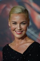 Connie Nielsen mug #G1134005
