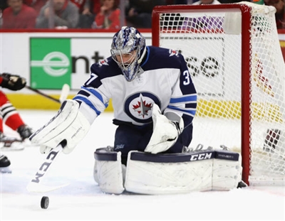 Connor Hellebuyck stickers 3530797