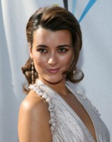 Cote de Pablo Sweatshirt #1512653