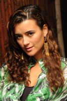 Cote de Pablo Sweatshirt #1523773