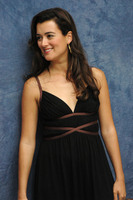Cote de Pablo t-shirt #2282002