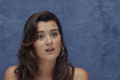 Cote de Pablo Sweatshirt