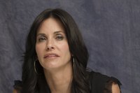 Courteney Cox Longsleeve T-shirt #2285337