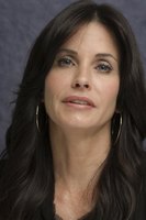 Courteney Cox Longsleeve T-shirt #2285341