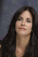 Courteney Cox Longsleeve T-shirt #2285405