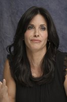 Courteney Cox Longsleeve T-shirt #2285415