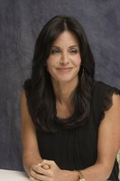Courteney Cox Longsleeve T-shirt #2285417