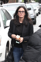 Courteney Cox Longsleeve T-shirt #2738054