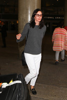 Courteney Cox Longsleeve T-shirt #2738074