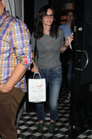 Courteney Cox Longsleeve T-shirt #2738211