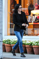 Courteney Cox Longsleeve T-shirt #2738295