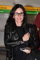 Courteney Cox Longsleeve T-shirt #2738308