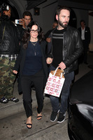 Courteney Cox Longsleeve T-shirt #2738310