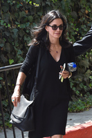 Courteney Cox Longsleeve T-shirt #2738466
