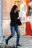 Courteney Cox Longsleeve T-shirt #2738489