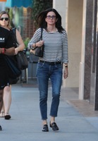 Courteney Cox Longsleeve T-shirt #2738566