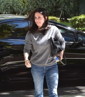 Courteney Cox Longsleeve T-shirt #2738633