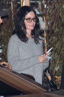 Courteney Cox Longsleeve T-shirt #2738731