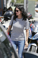Courteney Cox Longsleeve T-shirt #2738786