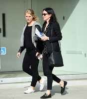 Courteney Cox t-shirt #2738793