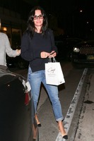 Courteney Cox Longsleeve T-shirt #2738874