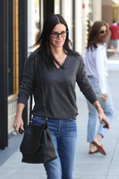 Courteney Cox Longsleeve T-shirt #2738888